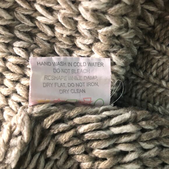 Quinn Open Knit Pullover Crop Sweater - Picture 10 of 11